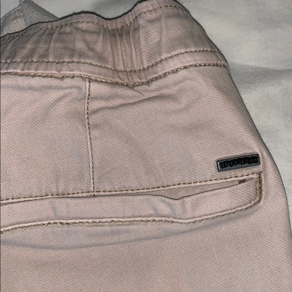 Shorts - Picture 3 of 4